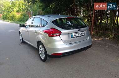 Хэтчбек Ford Focus 2017 в 