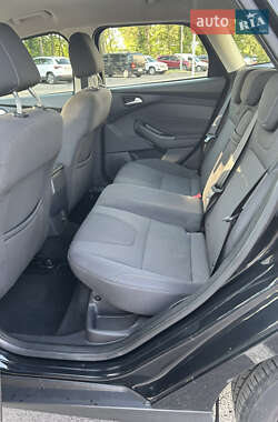 Универсал Ford Focus 2012 в 
