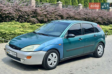 Хетчбек Ford Focus 1998 в Чернівцях