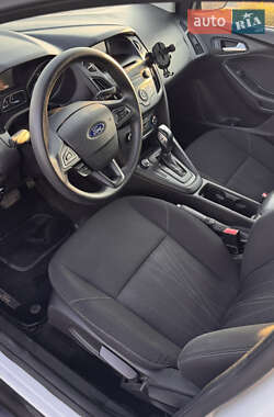 Седан Ford Focus 2016 в 