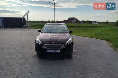 Хэтчбек Ford Focus 2016 в 