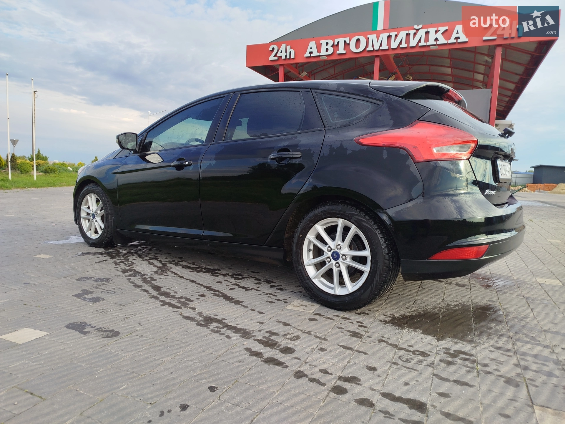 2016 Ford Focus - мініатюра 18
