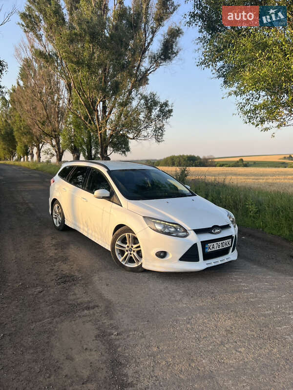 Універсал Ford Focus 2013 в Коротичу