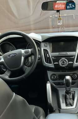 Седан Ford Focus 2013 в 