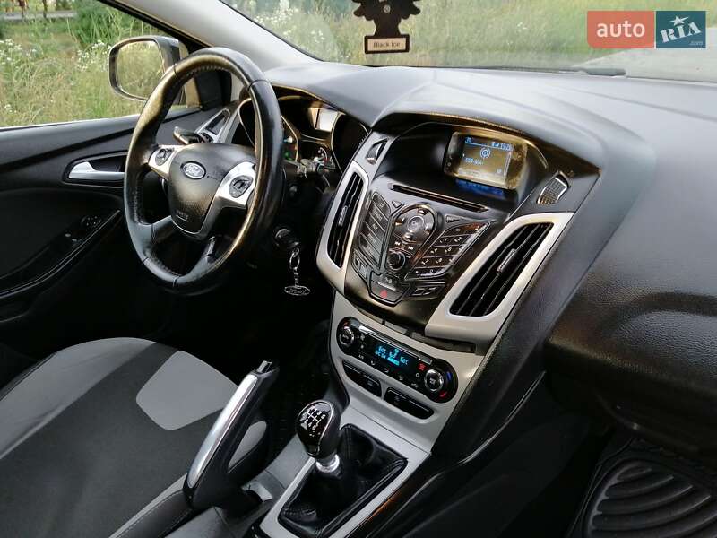 Хэтчбек Ford Focus 2013 в Ровно