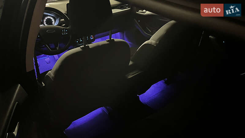 Универсал Ford Focus 2019 в Черновцах