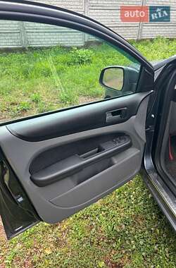 Хетчбек Ford Focus 2008 в 