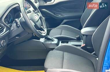 Хэтчбек Ford Focus 2020 в 