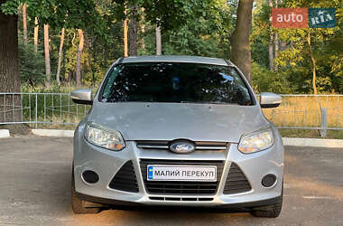 Седан Ford Focus 2013 в 