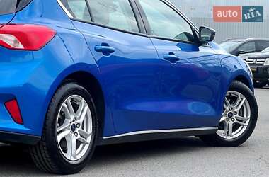 Хэтчбек Ford Focus 2019 в 