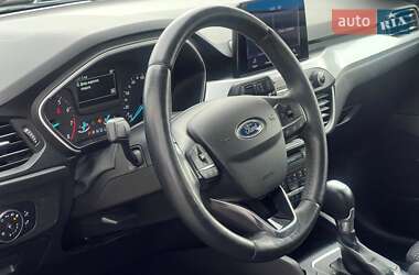 Хэтчбек Ford Focus 2019 в 