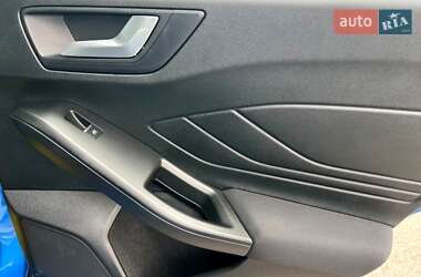 Хэтчбек Ford Focus 2019 в 