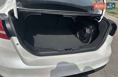 Седан Ford Focus 2016 в 