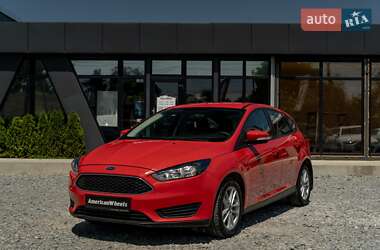 Хэтчбек Ford Focus 2015 в Черновцах