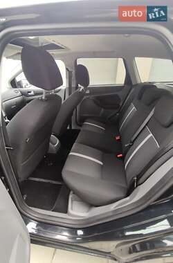 Универсал Ford Focus 2010 в 