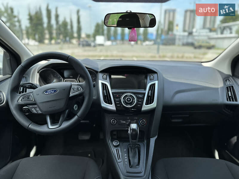Седан Ford Focus 2016 в Києві