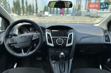 Седан Ford Focus 2016 в 