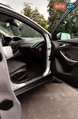 Универсал Ford Focus 2013 в 