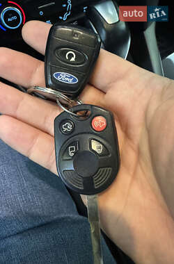 Хетчбек Ford Focus 2015 в 