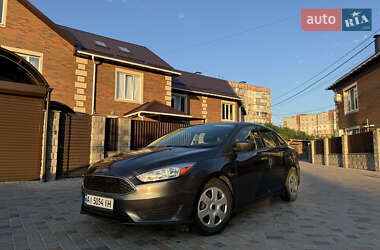 Седан Ford Focus 2016 в 