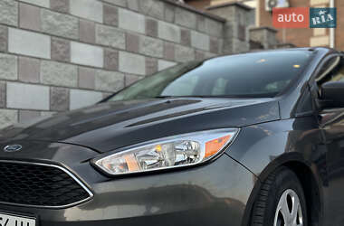 Седан Ford Focus 2016 в 