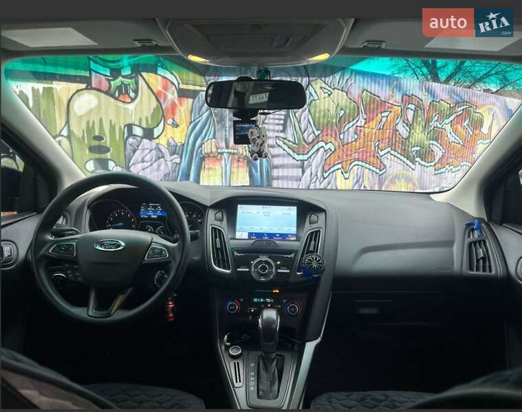 Седан Ford Focus 2017 в Киеве
