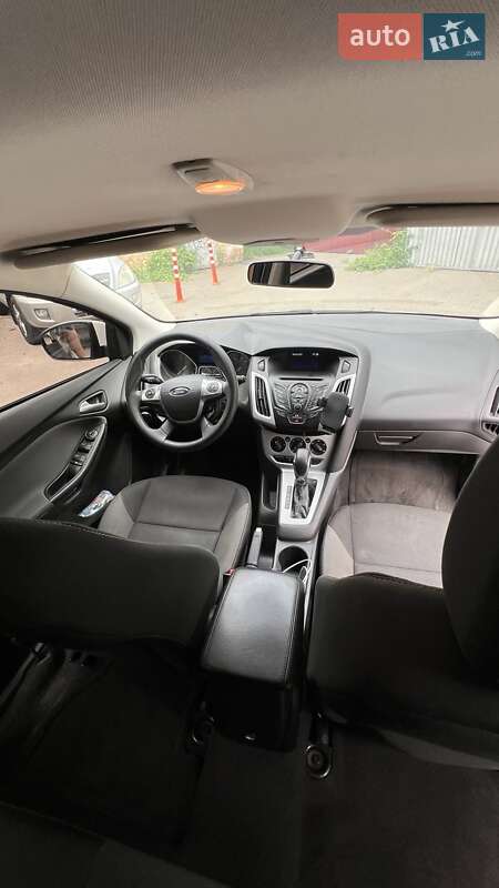 Хэтчбек Ford Focus 2013 в Киеве