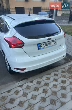 Хетчбек Ford Focus 2018 в 