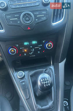 Хетчбек Ford Focus 2018 в 