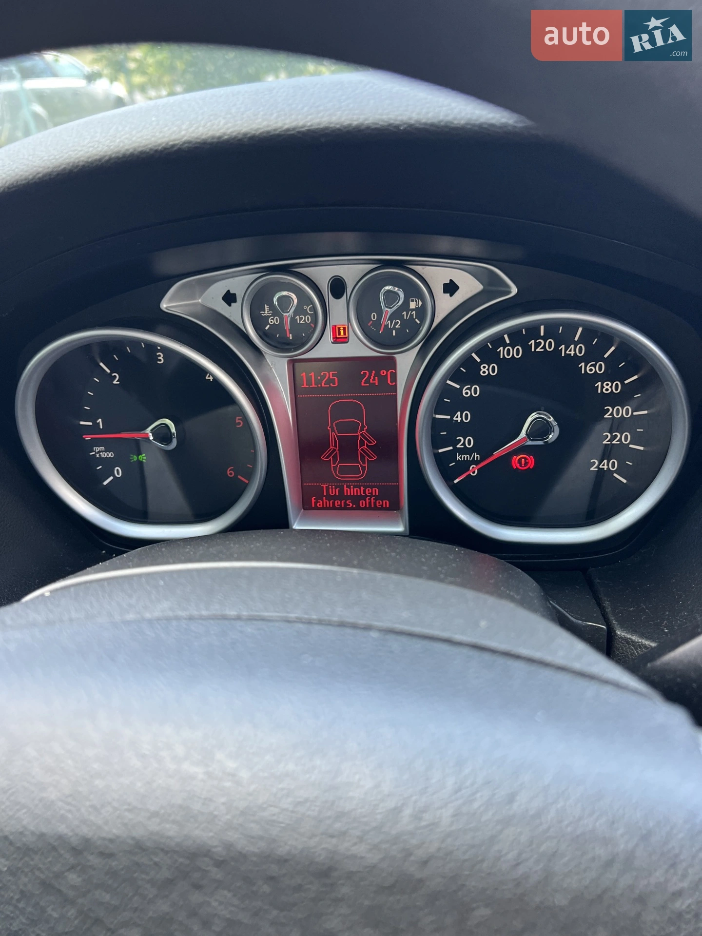 2010 Ford Focus - мініатюра 19