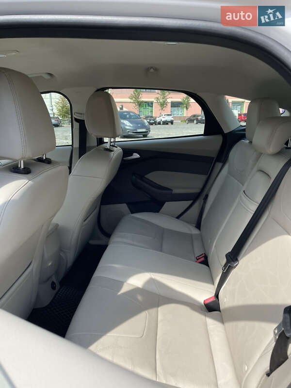 Хэтчбек Ford Focus 2012 в Харькове