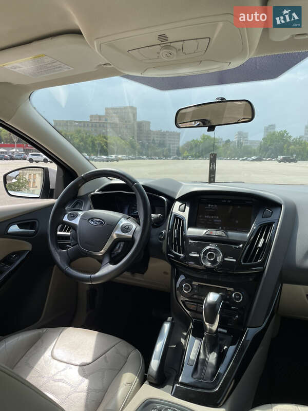 Хэтчбек Ford Focus 2012 в Харькове