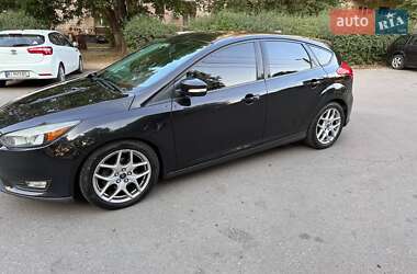 Хэтчбек Ford Focus 2015 в 