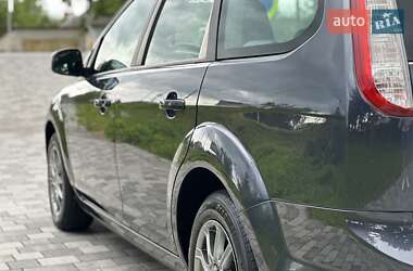 Универсал Ford Focus 2009 в 
