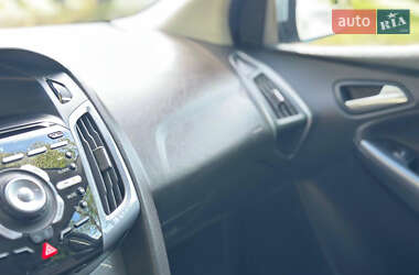 Универсал Ford Focus 2011 в 