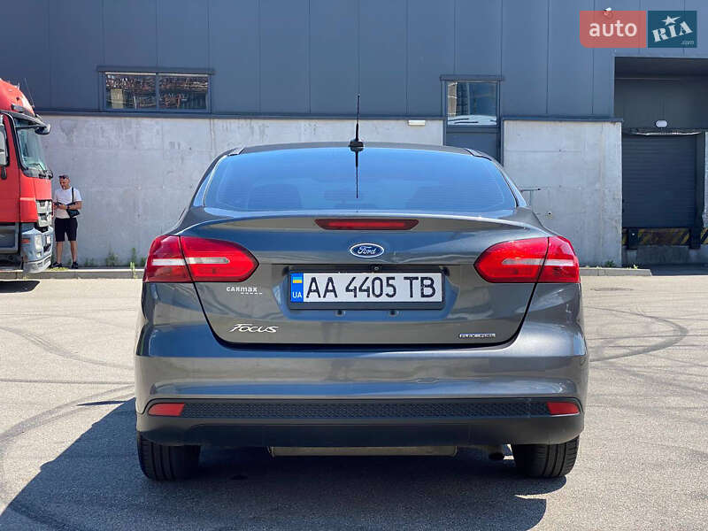 Седан Ford Focus 2016 в Києві