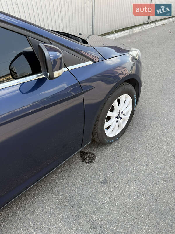 Седан Ford Focus 2012 в Днепре