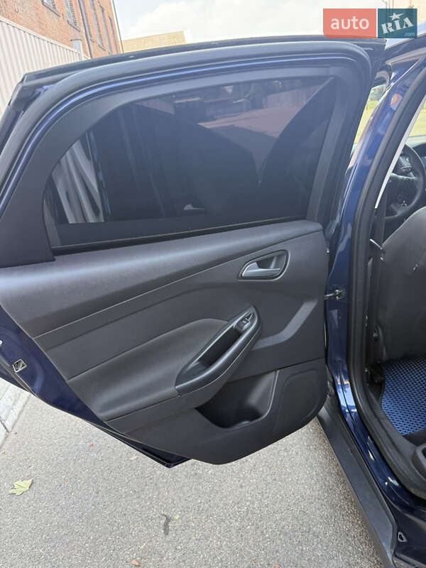 Седан Ford Focus 2012 в Днепре