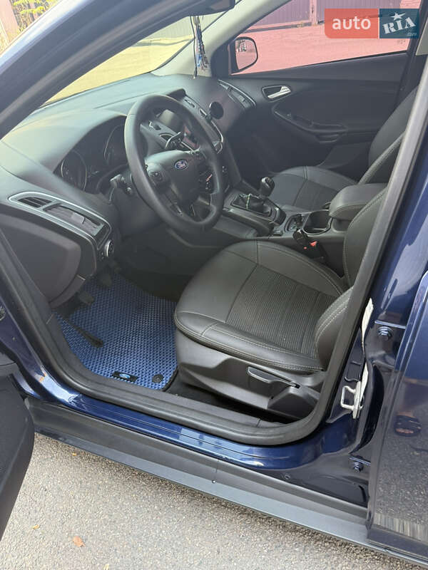 Седан Ford Focus 2012 в Днепре