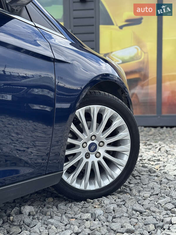 Хетчбек Ford Focus 2011 в Стрию