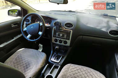 Хэтчбек Ford Focus 2007 в 