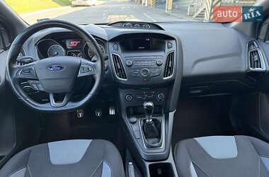 Хэтчбек Ford Focus 2018 в 
