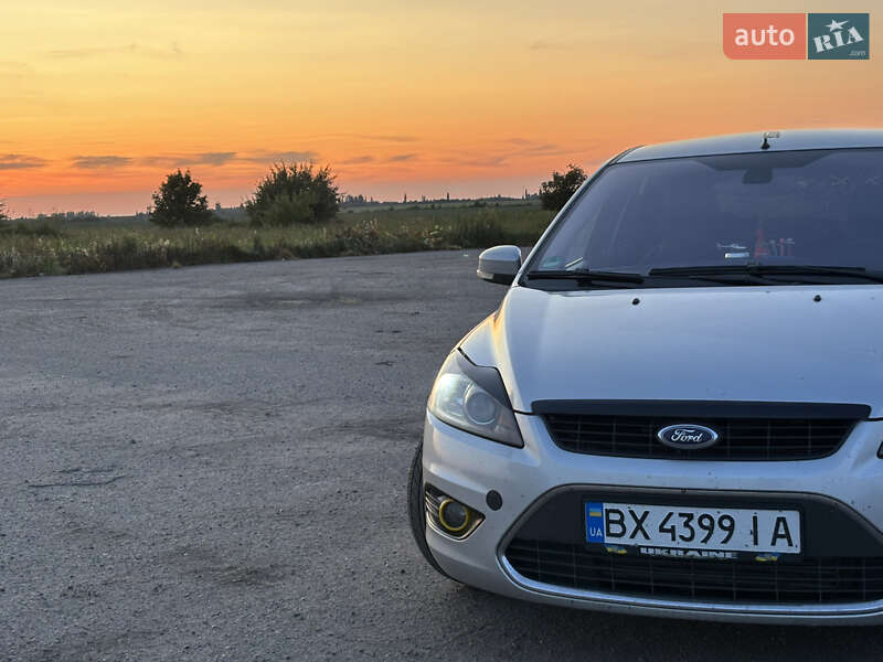Хетчбек Ford Focus 2008 в Старокостянтинові
