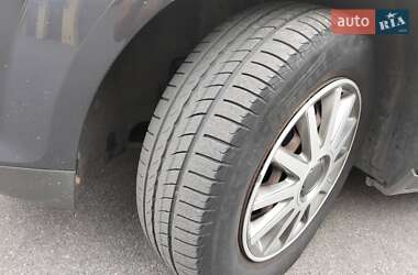 Хэтчбек Ford Focus 2007 в 