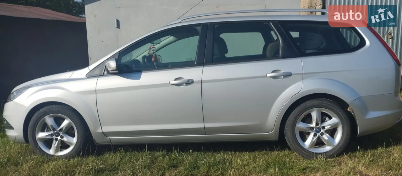 2011 Ford Focus - мініатюра 10
