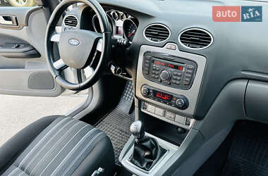 Универсал Ford Focus 2010 в 