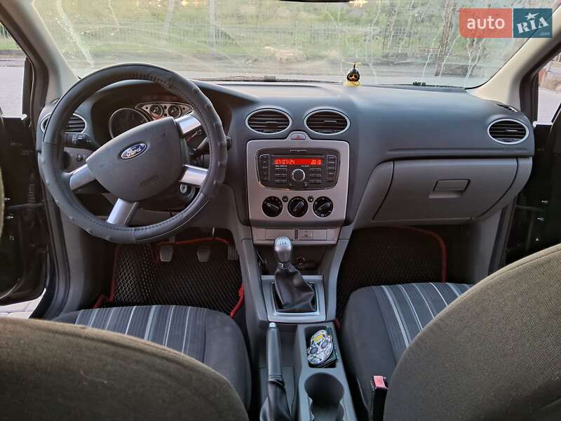 Универсал Ford Focus 2008 в Борщеве