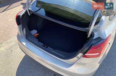 Седан Ford Focus 2015 в 