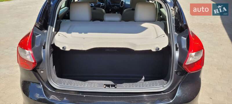 Хетчбек Ford Focus 2013 в Сумах