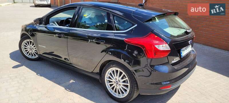 Хетчбек Ford Focus 2013 в Сумах